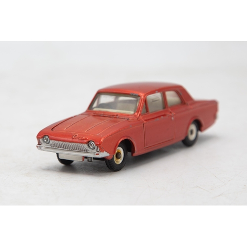 3306 - Dinky Toys 130 Ford Consul Corsair, red, near mint and boxed