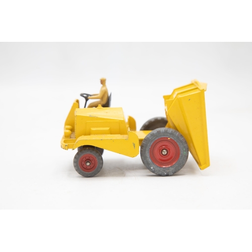 3311 - Dinky Supertoys 562 Dumper Truck, early (1st 1940s) issue card box red labels, with original upper p... 