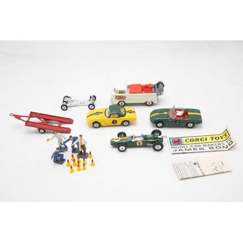 3318 - Corgi Toys LOTUS Racing Team Gift Set 37, scarce, includes all accessories figures,  cones and both ... 