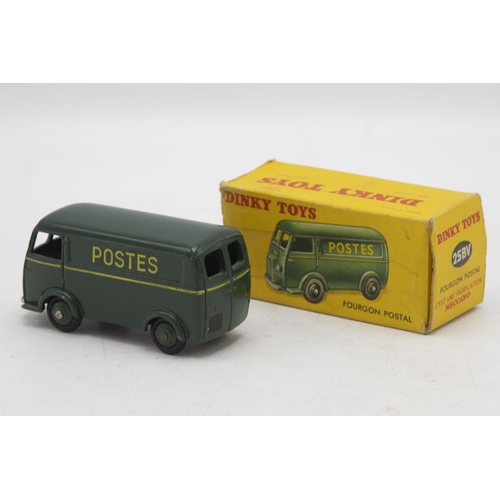 3322 - French Dinky Toys 25BV Fourgon Postal, 'Postes' on each side of this Parcel Van, crisp box missing t... 