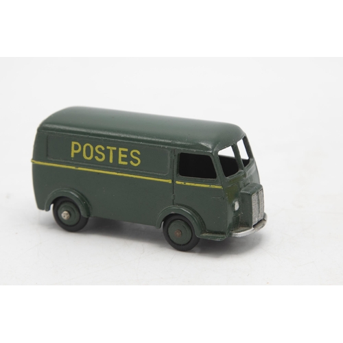 3322 - French Dinky Toys 25BV Fourgon Postal, 'Postes' on each side of this Parcel Van, crisp box missing t... 