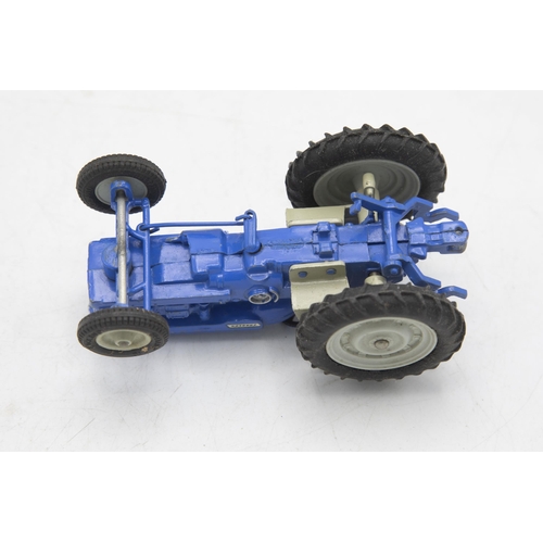 3329 - Britains Fordson 9525 Tractor, excellent tarnsfers, very good condition, unboxed