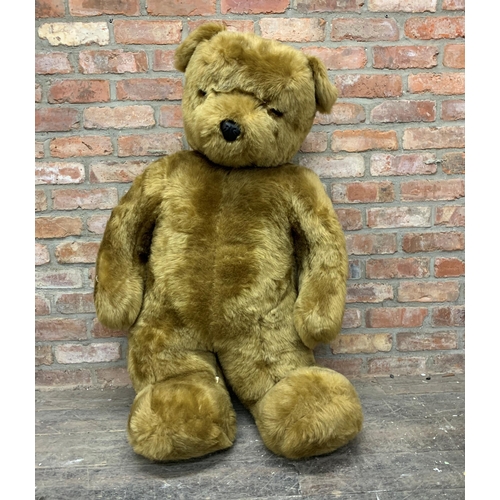 3352 - Very large 'Real Soft Toys' oversized teddy bear, H 145cm