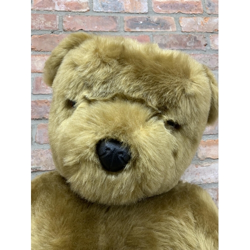 3352 - Very large 'Real Soft Toys' oversized teddy bear, H 145cm