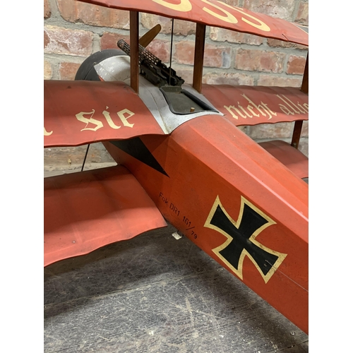 3401 - Very large scratch built WWI 'Red Baron' Fokker DR1 Tri-Plane, hand painted finish throughout, with ... 