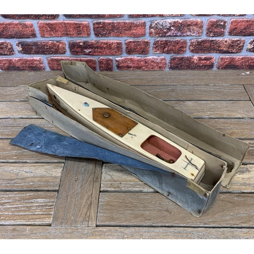 3419 - Boxed Kellner 1930's clockwork Speed boat with original wind key, working propeller, L 63cm