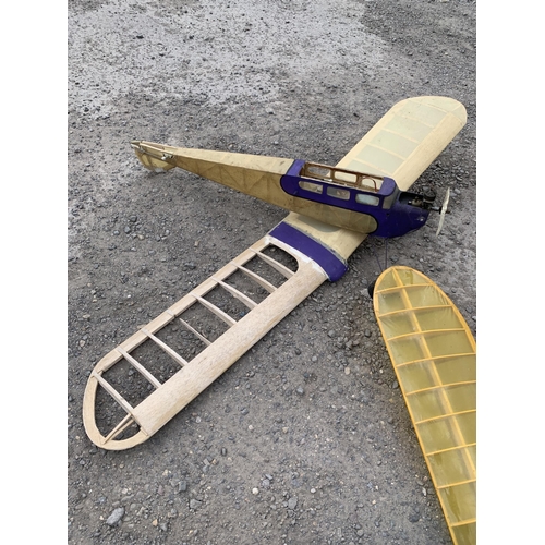 3458 - Collection of vintage hand made balsa wood remote control model planes, largest wingspan 150cm (5)