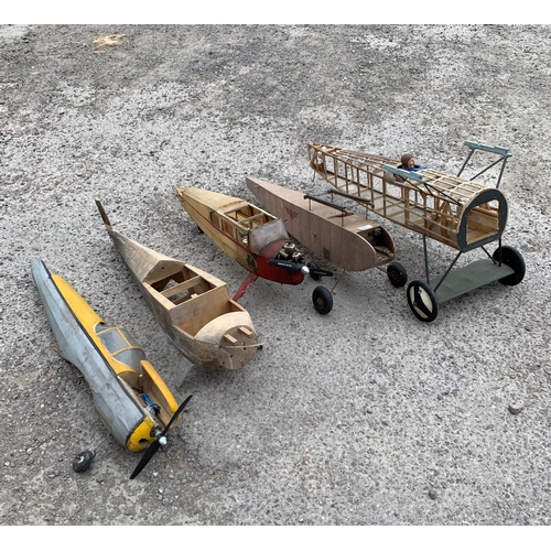 3464 - Collection of vintage hand made balsa wood model aircraft's, some to include original engines and me... 