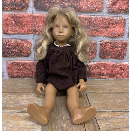 3470 - 1970s Sasha doll in original corduroy outfit, with blond hair, 42cm high