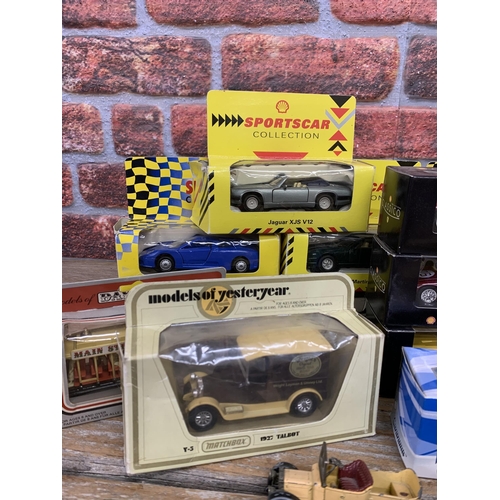 3483 - Quantity of boxed and unboxed die cast vehicles to include Shell Sports car and Shell Classic series