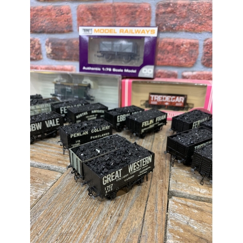 3522 - Quantity of assorted 00 gauge coal wagons with predominantly Welsh advertising (19)