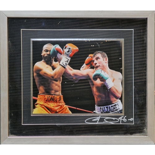 3722 - Boxing - quantity of framed & signed boxing prints to include Joe Calzaghe undefeated WBO, IBF and W... 