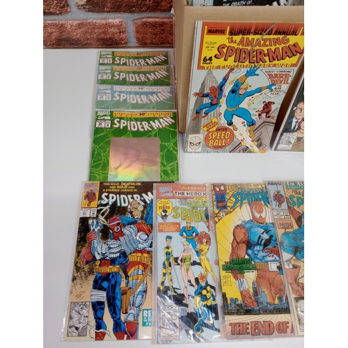 3570 - MARVEL COMICS: Approx 170 Spiderman Comics to include various The Amazing Spiderman issues, Evolutio... 