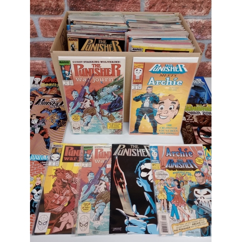 3571 - MARVEL COMICS: Approx 175 THE PUNISHER Comics including War Journal guest starring Wolverine, 2099, ... 