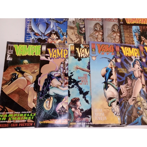 3582 - HARRIS COMICS: A collection of 20 Vampirella Comics/Graphic Novels to include 3 copies of Transcendi... 