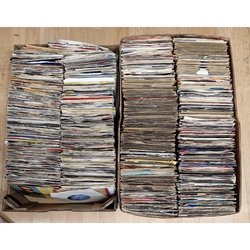 3617 - A huge collection of approximately 500 Pop single records