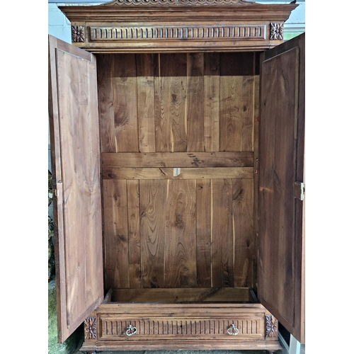 1010 - 19th century French carved walnut wardrobe with twin bevelled mirror panelled doors and single drawe... 