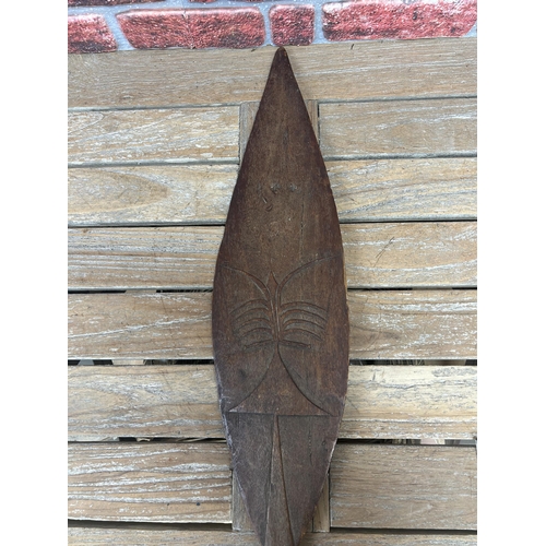 165 - Vintage hand carved Polynesian tribal paddle, L 160cm