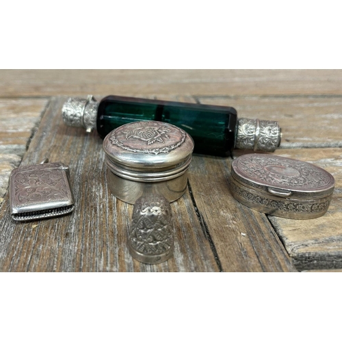 1 - Mixed silver -double ended faceted green glass scent bottle, vesta case, two pill boxes and a thimbl... 