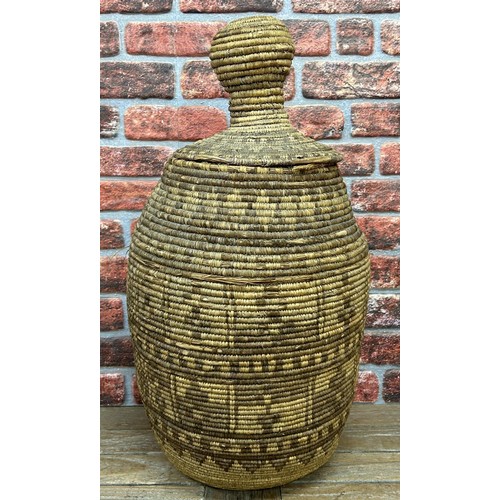 92 - Vintage hand crafted African Tribal basket with lid, H 80cm