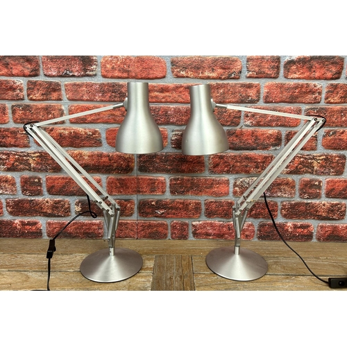 754 - Pair of contemporary anglepoise desk lamps (2)