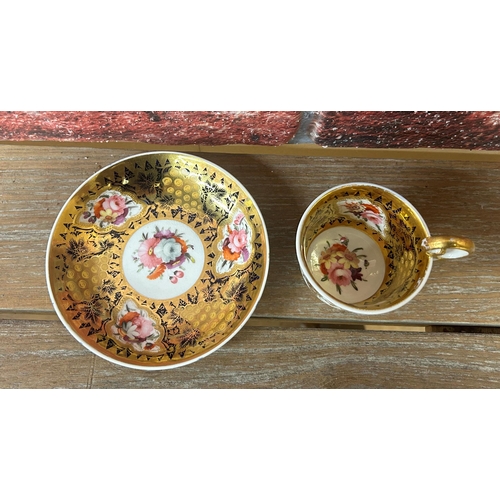 433 - Quantity of Victorian hand painted floral cabinet cups and saucers (4)