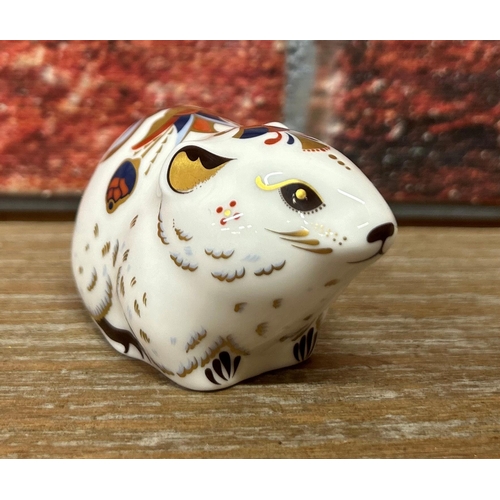 440 - Quantity of Royal Crown Derby Imari paperweights to include puffin, rabbits and mouse examples (4)