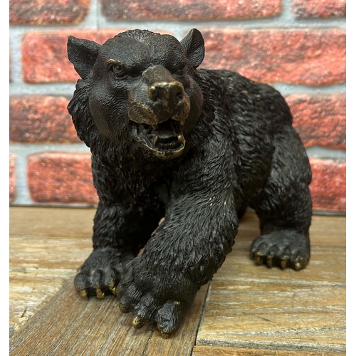 497 - Austrian well cast hollow bronze bear, in the Black Forest manner, L 36cm x H 22cm