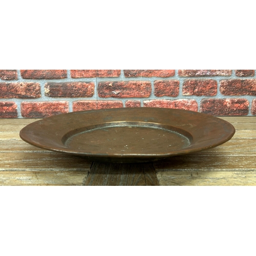 498 - Large Arts & Crafts copper charger, D 48cm