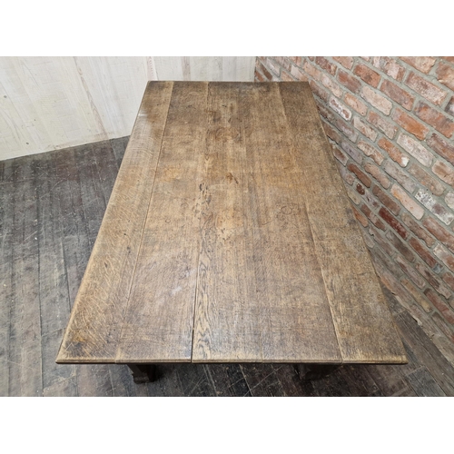 1194 - Good quality Arts and Crafts oak refectory table with planked top and two drawers, H 80cm x W 182cm ... 