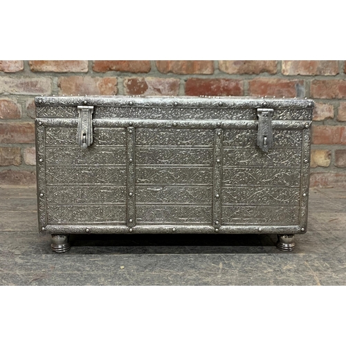 189 - 19th Century rare Rajasthan Indian Solid Silver treasure chest/casket, massive rectangular form with... 