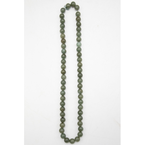 142 - Jade bead necklace, 72cm long approx