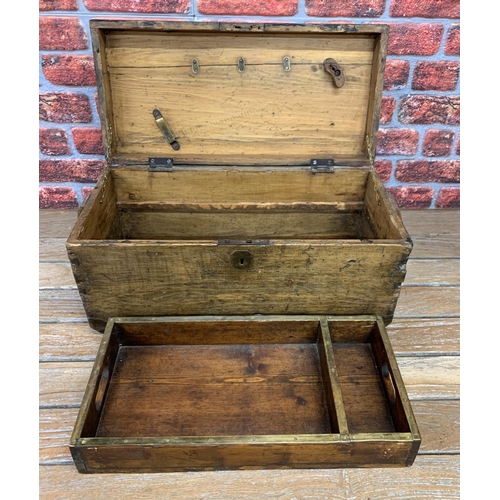 1174 - Georgian campaign chest having brass name plaque to lid and original internal insert, 60cm x 30cm x ... 