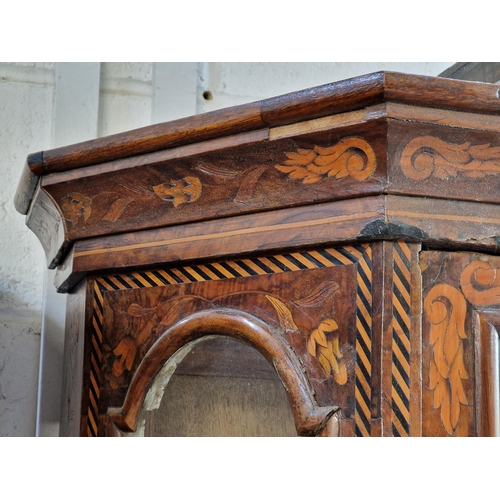 1184 - Good quality 18th century Dutch walnut and marquetry inlaid bombe display cabinet, the moulded and a... 