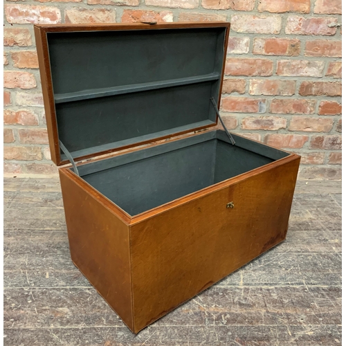 1176 - Contemporary Laura Ashley brown leather trunk with brass lock and hinge, 76cm x 40cm x 41cm