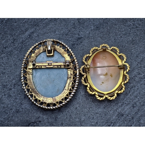 74 - Two cameo brooches  (2)