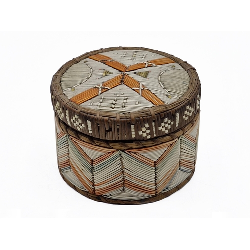 241 - Early 20th century Mi’kmaq Native Indian birch bark and porcupine quill box, H 8cm x D 11cm