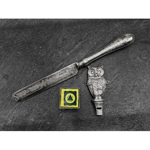 180 - Bijouterie silver - snooker chalk holder, owl whistle and butter knife (3)