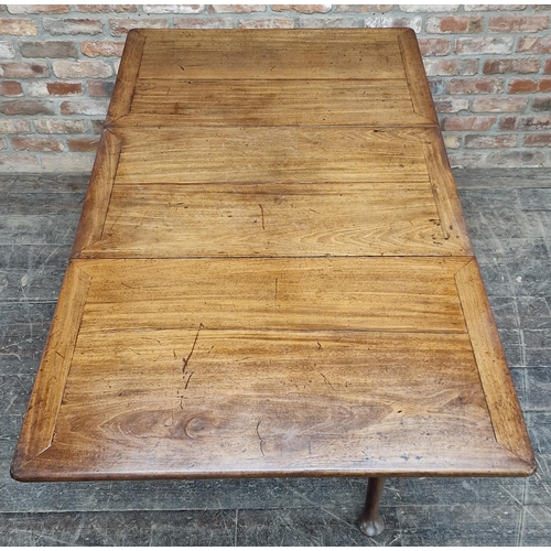 1248 - Georgian mahogany drop leaf dining table raised on pad feet, H 74cm x W 183cm x D 105cm