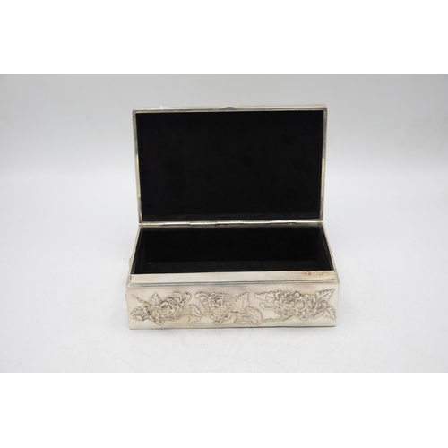 202 - Superior quality Chinese silver jewellery casket by Sing Fat (Canton circa 1900), cast with chrysant... 