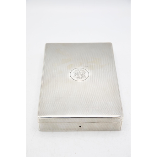 203 - Exceptional quality Victorian engine turned silver jewellery case, lined interior, with original loc... 