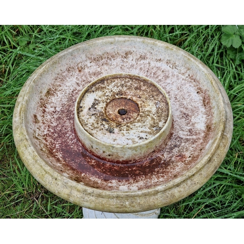 1014 - Resin two sectional bird bath, H 68cm x W 44cm