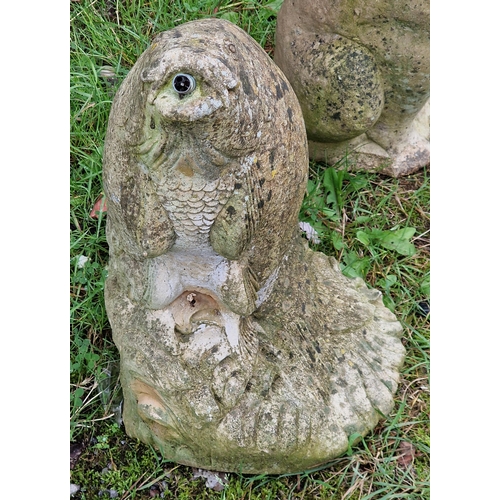 1022 - Weathered reconstituted stone garden water feature in the form of a carp, H 56cm