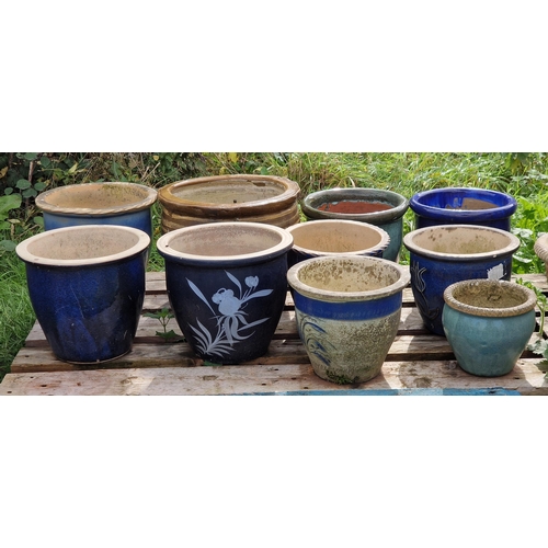 1048 - Ten glazed garden planters of various size and design (10)