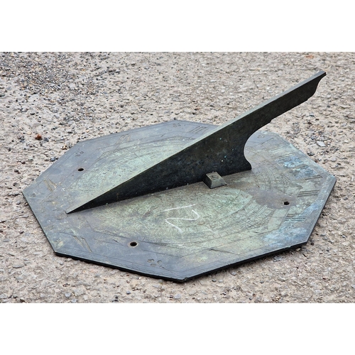 1068 - Vintage bronzed metal sun dial, W 39cm x D 39cm