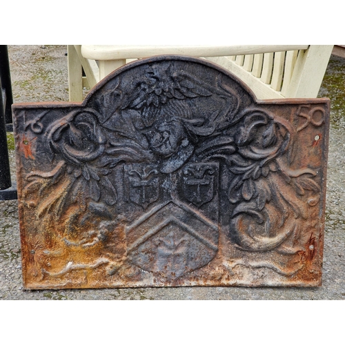 1098 - Antique cast iron fire back, H 56cm x W 73cm