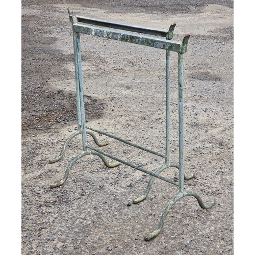 1106 - Pair of vintage iron trestles, H 80cm x W 71cm (2)