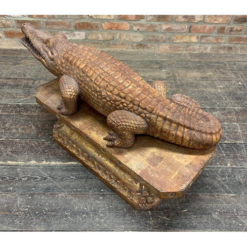 1186 - Exceptional quality carved giltwood and gesso Florentine Alligator or Crocodile, open mouth with tee... 