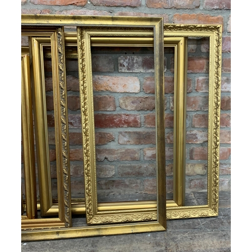 1523 - Quantity of gold gilt picture frames, largest 86cm x 73cm (7)