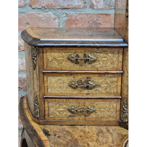 1372 - Good quality 19th century French walnut writing desk with satinwood marquetry inlay, fitted with an ... 